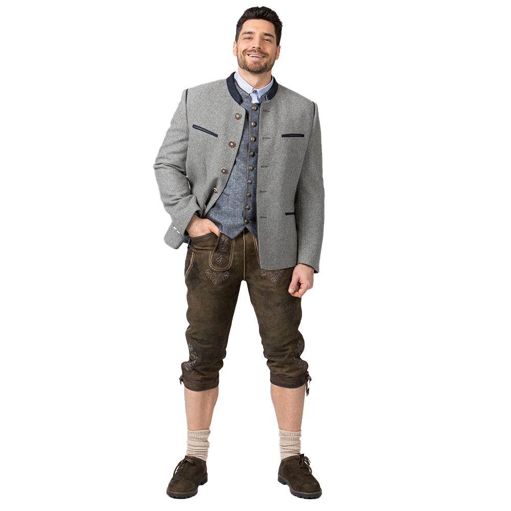 Trachtenjacke im melierten Loden-Look mit geradem Schnitt, besticktem Stehkragen, Paspel und rustikalen Hornknöpfen, hinten mit klassischer Kellerfalte, im traditionellen Trachtenstil.
