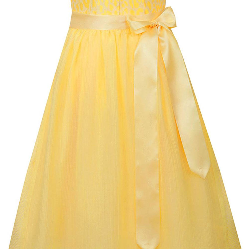 Zweiteiliges Dirndl mit stylischem Leo-Muster in sanften Farbtönen Zitrone, Rosa und Flieder. Der gerade Ausschnitt mit Reißverschluss in der vorderen Mitte und der moderne Schnitt ohne Miederschnürung verleihen dem Dirndl einen trendigen Look. Die farblich abgestimmte Schürze ergänzt das Outfit elegant.