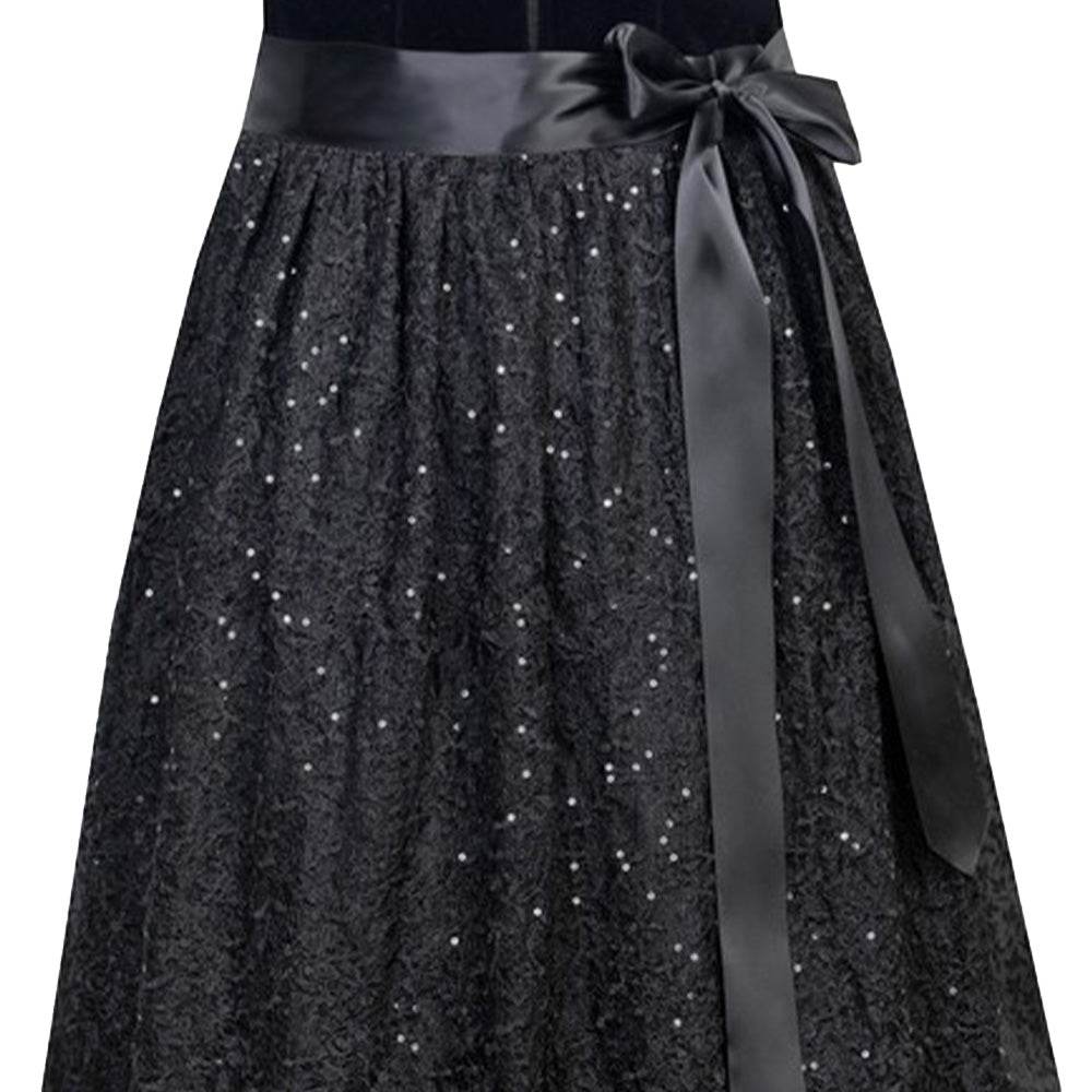 Elegantes zweiteiliges Dirndl in Schwarz mit samtigem Mieder, das einen Reißverschluss vorne hat. Die zarte, schlichte Spitzenschürze ergänzt das Outfit harmonisch und verleiht dem Dirndl eine edle Ausstrahlung.