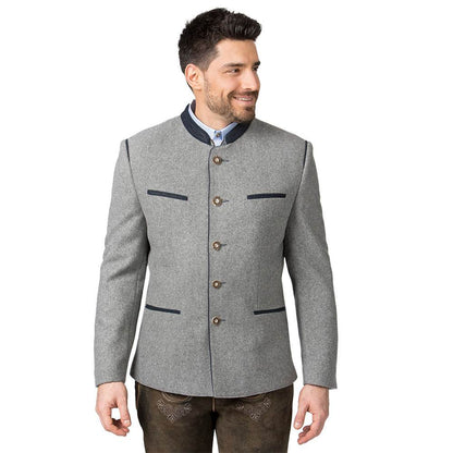 Trachtenjacke im melierten Loden-Look mit geradem Schnitt, besticktem Stehkragen, Paspel und rustikalen Hornknöpfen, hinten mit klassischer Kellerfalte, im traditionellen Trachtenstil.